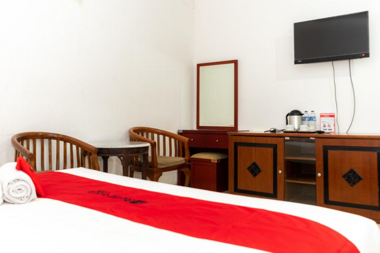 Reddoorz Plus Syariah Near Java Supermall Semarang 2 Dış mekan fotoğraf