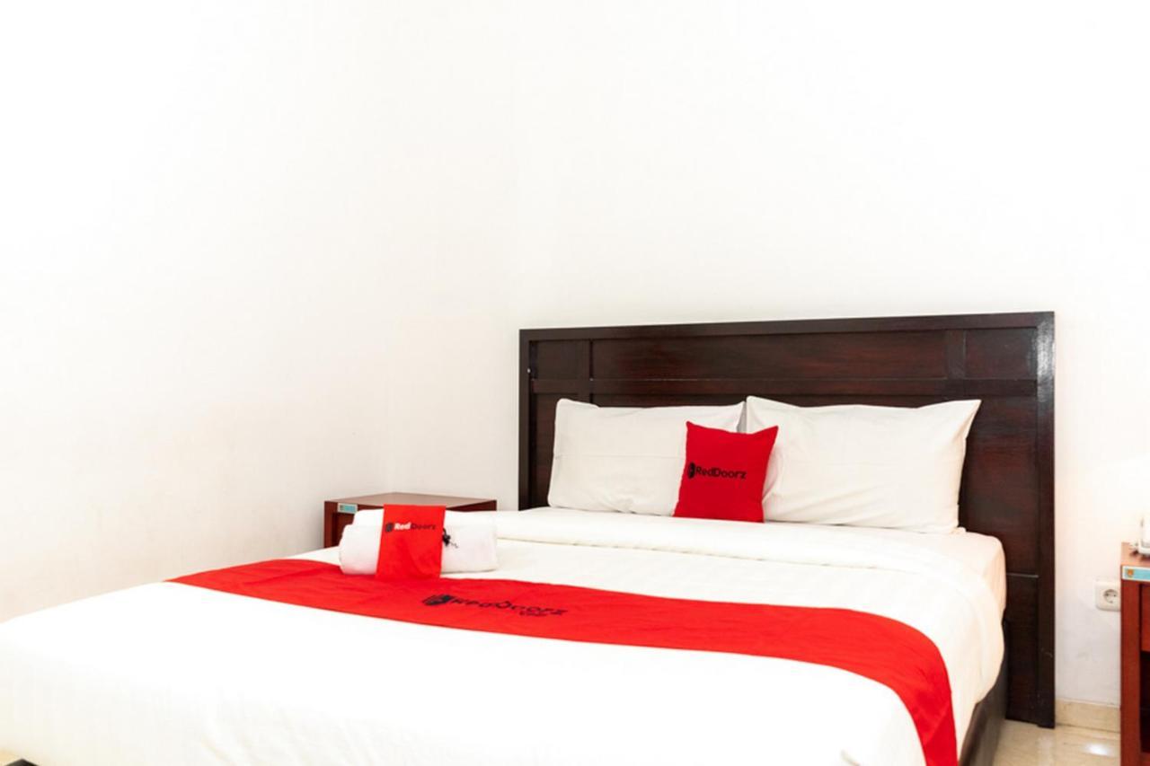 Reddoorz Plus Syariah Near Java Supermall Semarang 2 Dış mekan fotoğraf