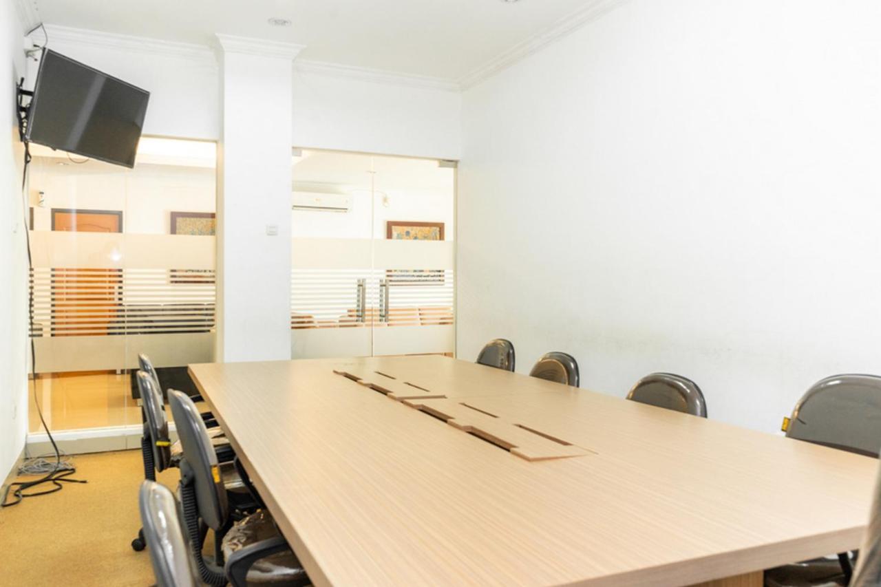 Reddoorz Plus Syariah Near Java Supermall Semarang 2 Dış mekan fotoğraf
