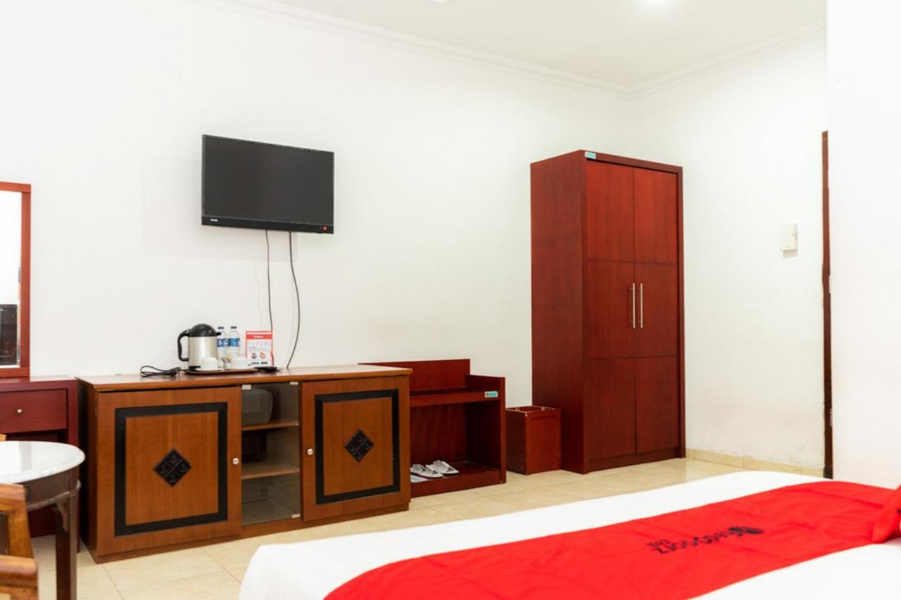 Reddoorz Plus Syariah Near Java Supermall Semarang 2 Dış mekan fotoğraf