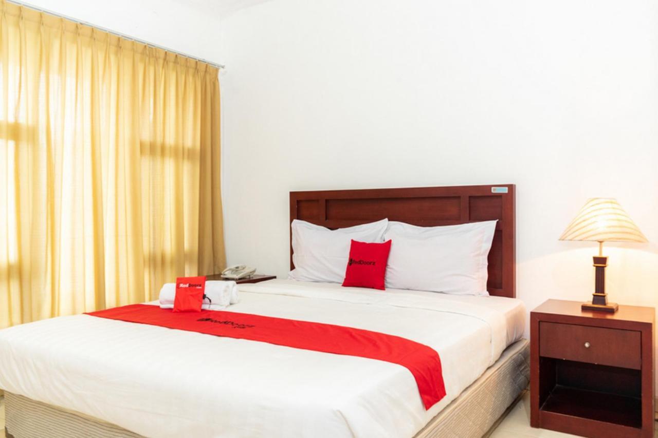 Reddoorz Plus Syariah Near Java Supermall Semarang 2 Dış mekan fotoğraf